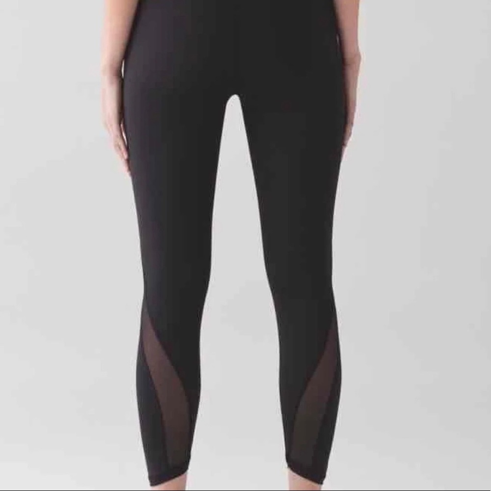 Lululemon featherlight tight